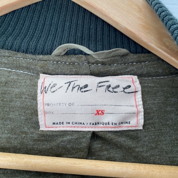 Free People Rivington Shearling Fleece Jacket, tan and olive green, size XS - Picture 4 of 8